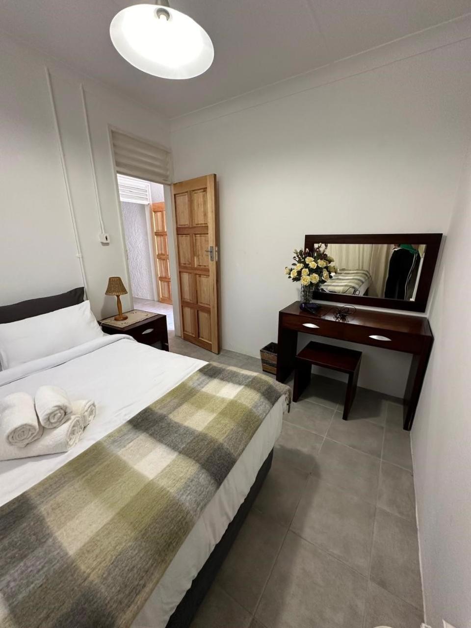 Bagley Terrace 136 Cottage Johannesburg Esterno foto