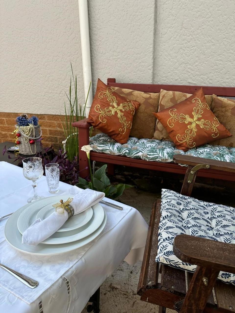 Bagley Terrace 136 Cottage Johannesburg Esterno foto