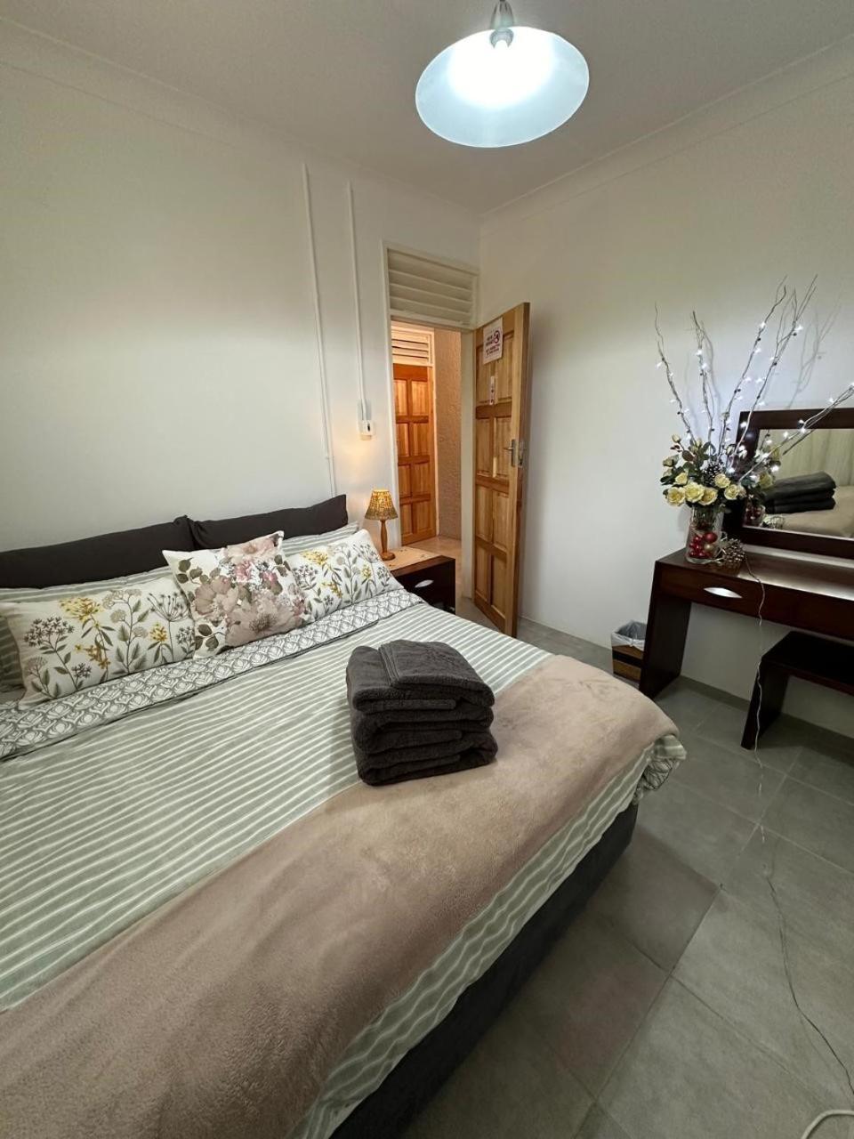 Bagley Terrace 136 Cottage Johannesburg Esterno foto