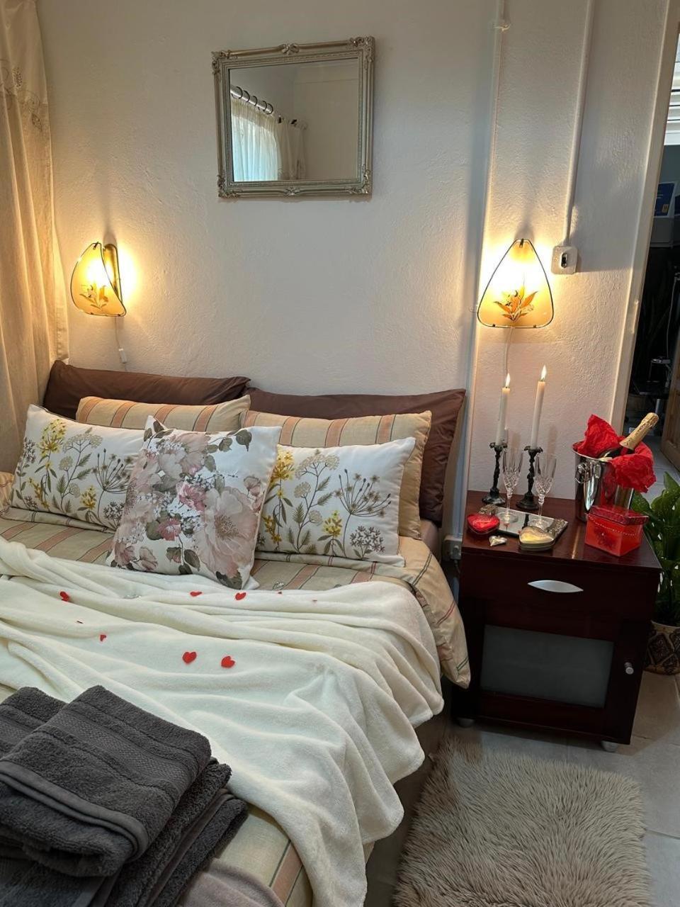 Bagley Terrace 136 Cottage Johannesburg Esterno foto