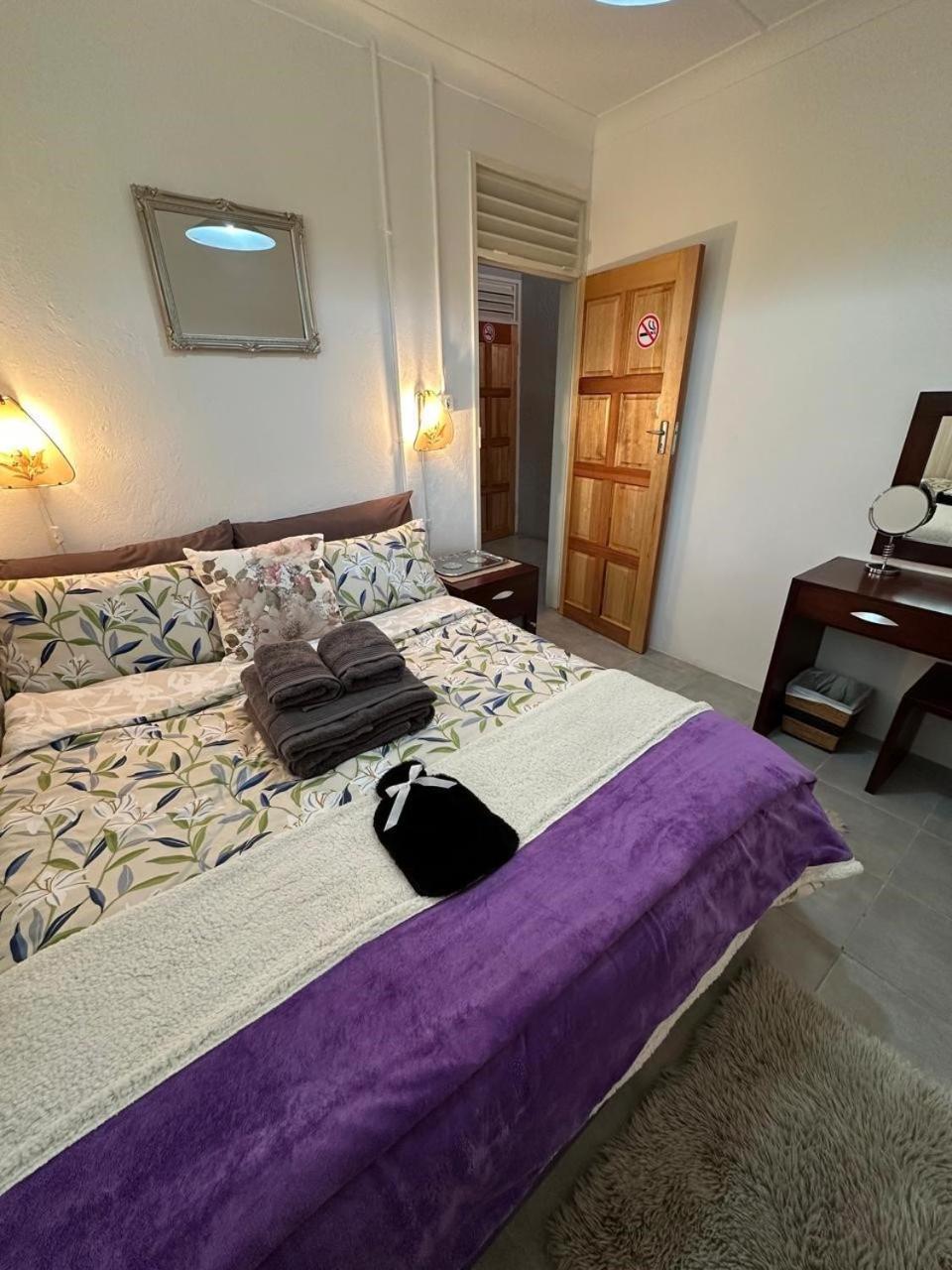 Bagley Terrace 136 Cottage Johannesburg Esterno foto